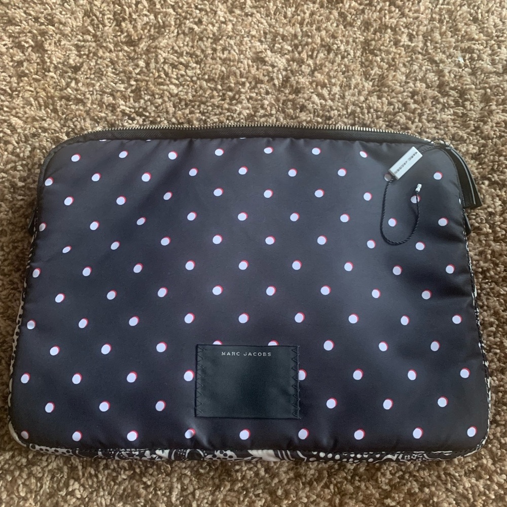 marc jacobs laptop sleeve pouch